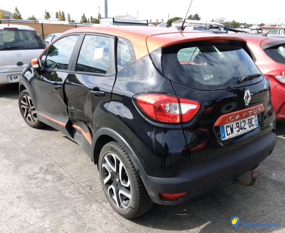 renault-captur-cw-942-bc-big-3