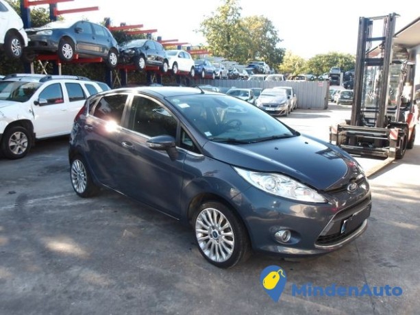 ford-fiesta-16-tdci-70kw-dpf-titanium-big-2