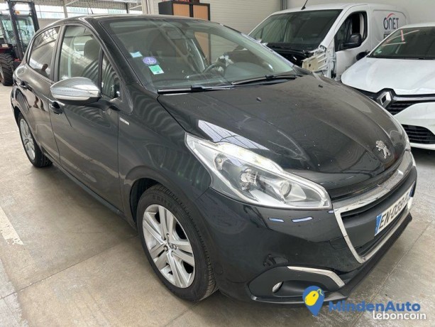 peugeot-208-12-puretech-82ch-big-1