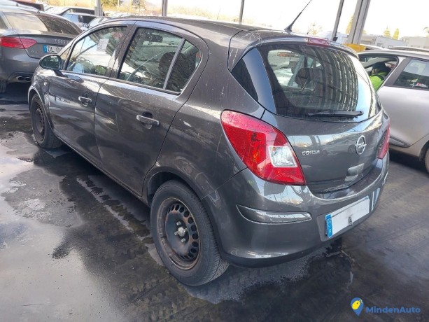 opel-corsa-iv-14i-100-twinport-essence-big-1