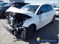 peugeot-208-12-puretech-100-101cv-74kw-small-0