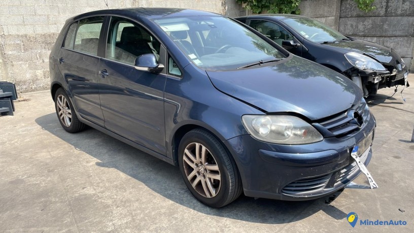 volkswagen-golf-plus-19tdi-105-confortline-big-1