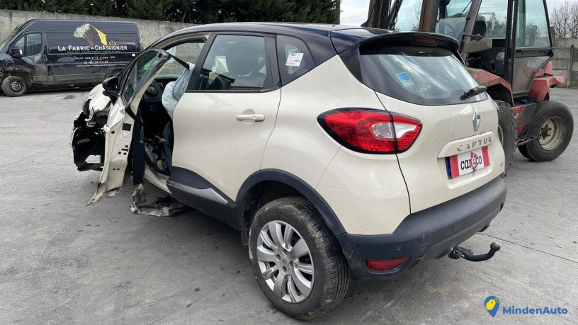 renault-captur-1-phase-1-big-4