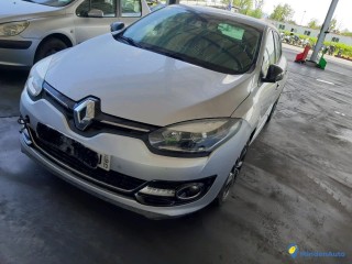 RENAULT MEGANE III 1.6 DCI 130 (ENGINE BROKEN) BOSE Réf : 324422