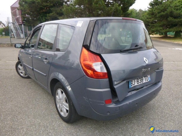 renault-scenic-15dci-106-lp-80806-big-2