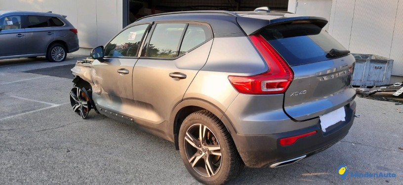 volvo-xc40-t5-awd-247-r-design-ref-313375-big-0