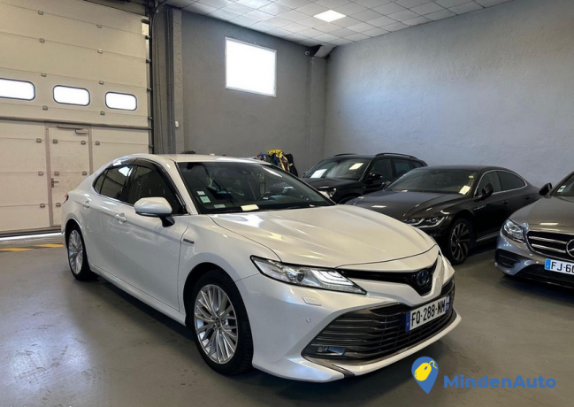 toyota-camry-25hybride-dynamic-de-2020-big-3