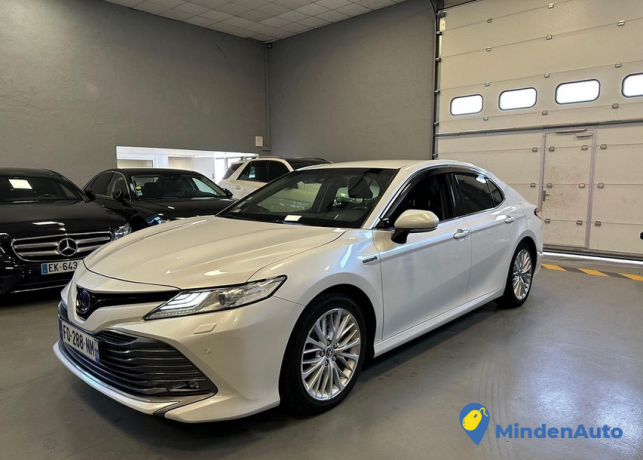 toyota-camry-25hybride-dynamic-de-2020-big-0