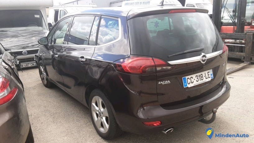 opel-zafira-tourer-cc-318-le-big-0