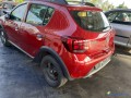 dacia-sandero-stepway-09-tce-90-ref-325686-small-0