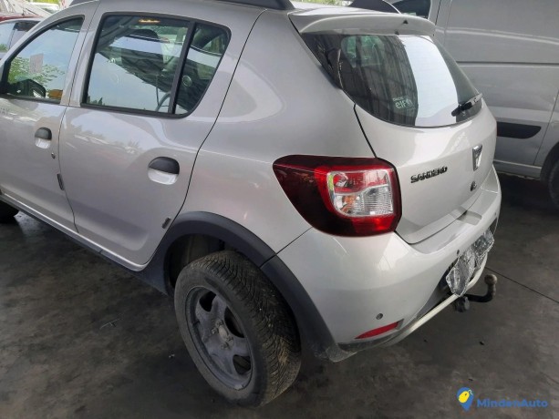 dacia-sandero-ii-09-tce-90-stepway-ref-324015-big-0