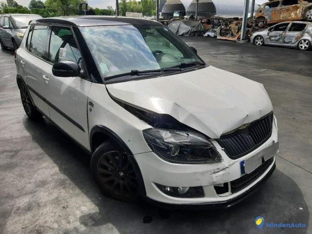 skoda-fabia-ii-12-tsi-105-monte-carlo-ref-325936-big-2