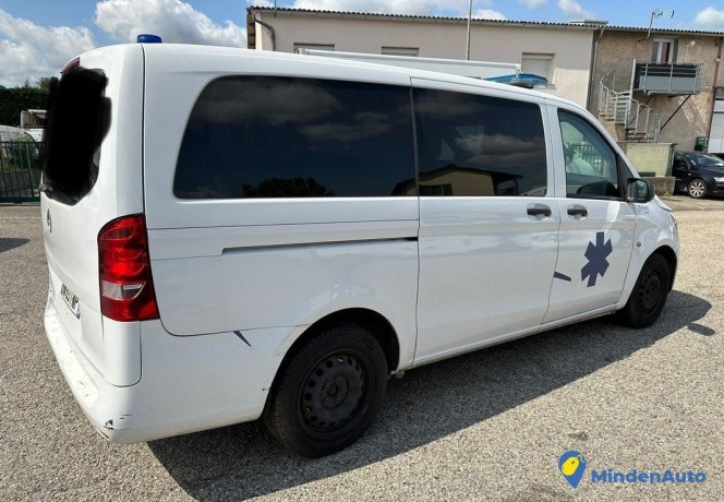 mercedes-vito-114cdi-brancard-petit-gruau-2017-big-3