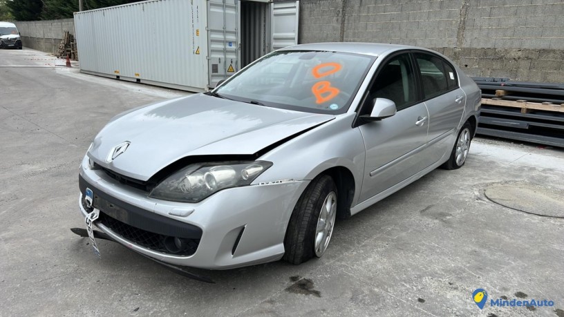 renault-laguna-3-phase-1-big-2