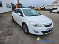 opel-astra-j-14l-140ch-small-1