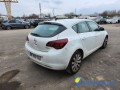 opel-astra-j-14l-140ch-small-2