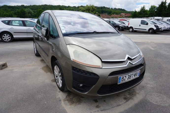 citroen-c4-picasso-1-big-16