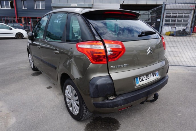 citroen-c4-picasso-1-big-20