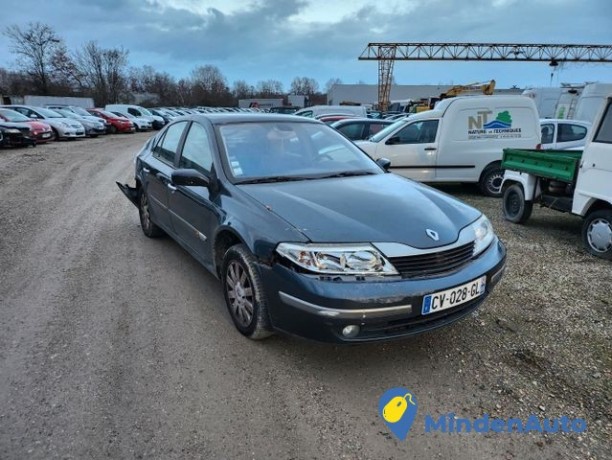 renault-laguna-ii-20l-135-big-1