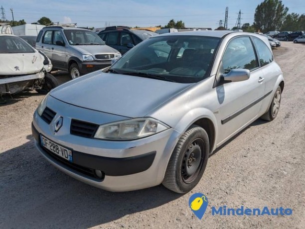 renault-megane-ii-coupe-19l-dci-120-big-0