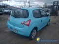 renault-twingo-ii-12l-75-small-3