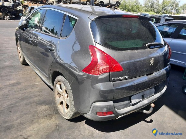 peugeot-3008-16-hdi-110-premium-damaged-engine-ref-327796-big-2