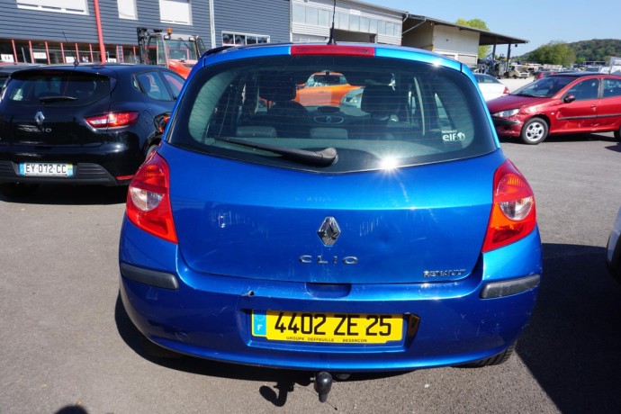 renault-clio-3-big-15