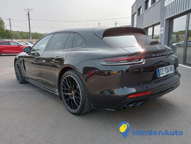 porsche-panamera-sport-turismo-4-e-hybrid-big-2