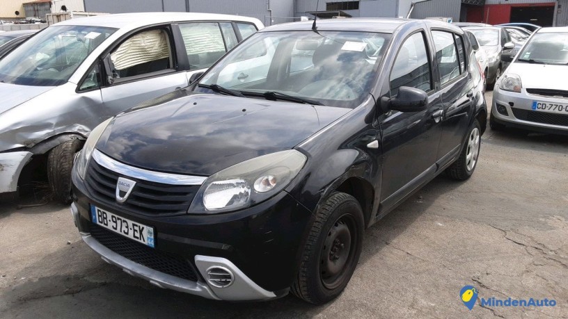 dacia-sandero-bb-973-ek-big-0