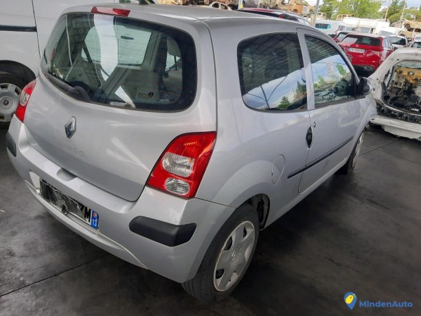 renault-twingo-ii-15-dci-65-ref-327165-big-1