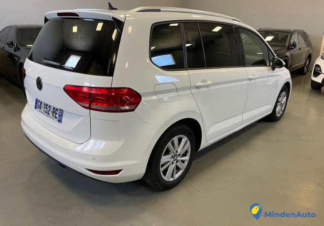 volkswagen-touran-20tdi-122cv-lounge-iv-2o21-big-3