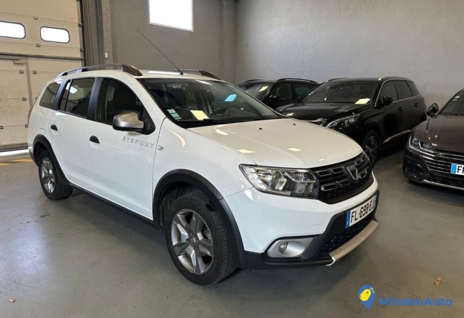 dacia-logan-mcv-stepway-90cv-t-2o19-big-1