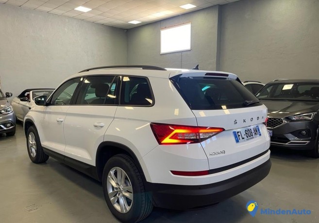 skoda-kodiaq-20tdi-15ocv-4x4-7pl-t-2o19-big-2