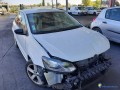 volkswagen-polo-v-6c-12-tsi-bluemotion-90-ref-332079-small-0