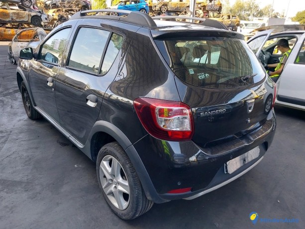 dacia-sandero-stepway-15-dci-90-ref-332442-big-1