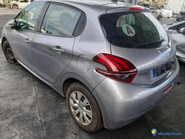 peugeot-208-15-blue-hdi-100-ref-326614-big-2