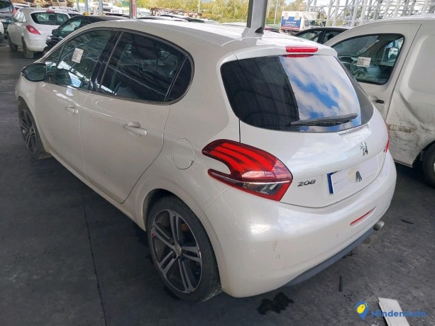 peugeot-208-16-bluehdi-100-gt-line-ref-333831-big-0