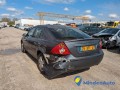 ford-mondeo-ii-20l-145-small-3