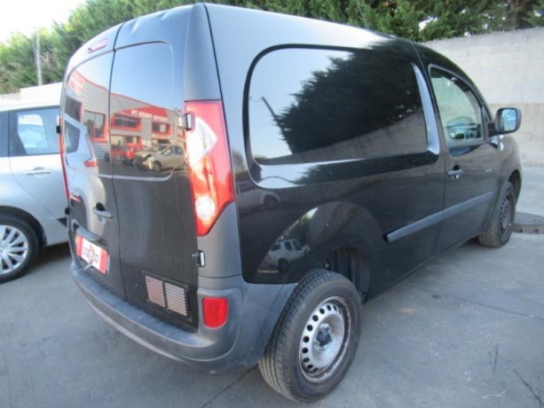 renault-kangoo-ii-15dci-75cv-big-2