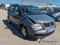 volkswagen-touran-19-tdi-small-3