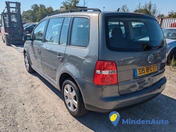 volkswagen-touran-19-tdi-big-2