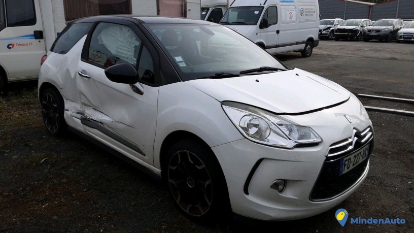 citroen-ds3-fd-227-hx-big-2