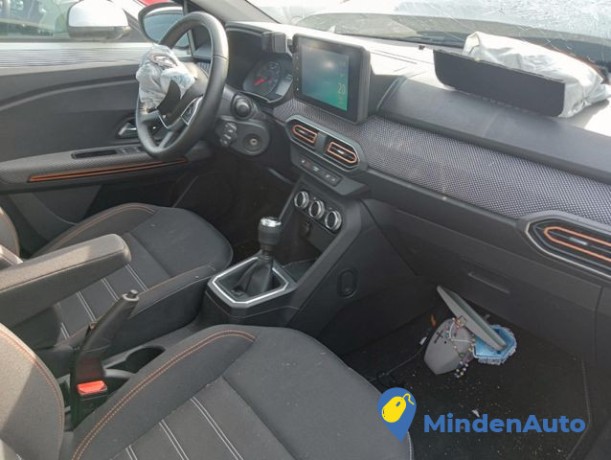 dacia-sandero-iii-stepway-comfort-big-4