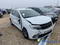 dacia-sandero-stepway-15-dci-95-ft807-small-3