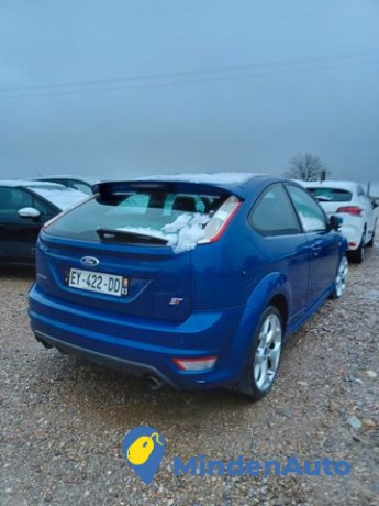 ford-focus-25i-st-225-ey422-big-1