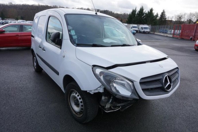 mercedes-citan-415-15cdi-90cv-pack-business-big-1