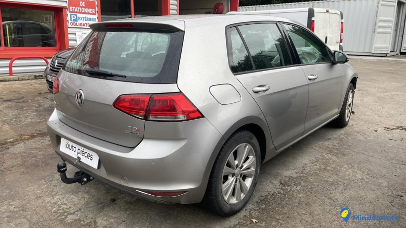 volkswagen-golf-7-phase-1-reference-12096771-big-1