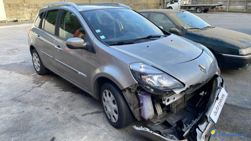 renault-clio-3-phase-2-break-reference-12088340-big-2