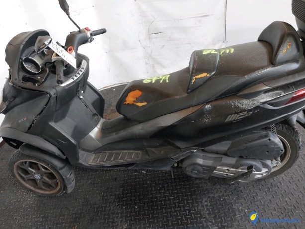 nouveau-piaggio-mp3-500lt-essence-336079-big-0