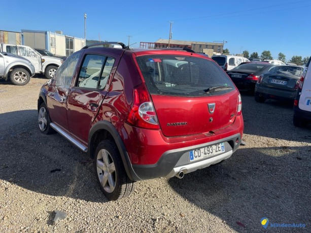 dacia-sandero-stepway-15-dci-90-big-1